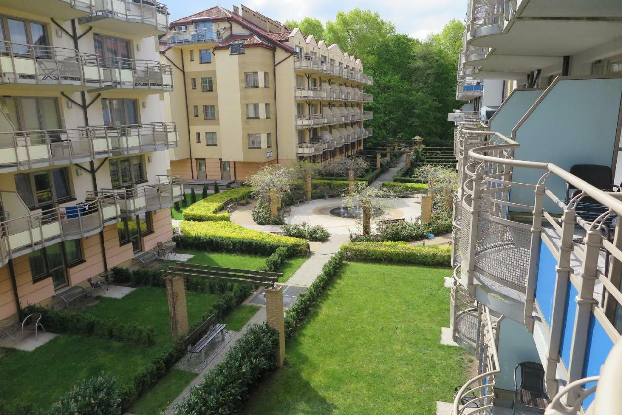Апартаменты Apartament Opal Zdrojowa 300M Do Morza Свиноуйсьце Экстерьер фото