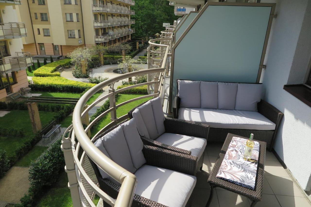 Апартаменты Apartament Opal Zdrojowa 300M Do Morza Свиноуйсьце Экстерьер фото